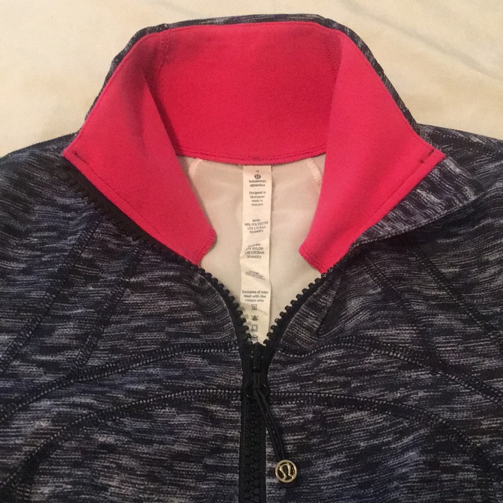 lululemon jacket - Picture 5 of 7